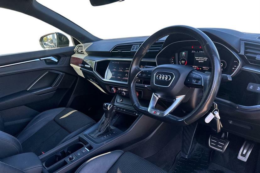 Audi Q3 35 Tfsi Black Edition S Tronic VK23EMX Black #6