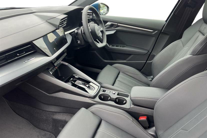 Audi A3 1.5 Tfsi 116 S Line S Tronic EK26VBE Blue #2