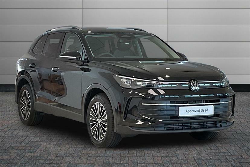 Volkswagen Tiguan 1.5 Etsi 150 Match Dsg Black