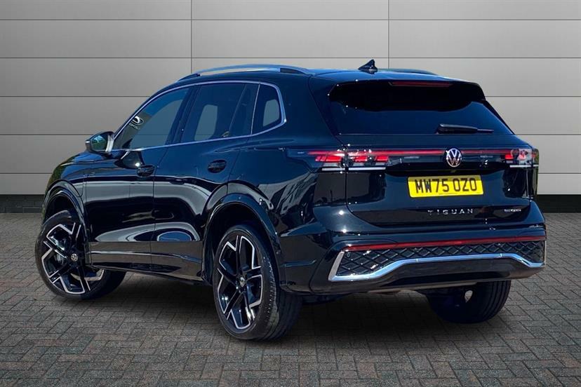 Volkswagen Tiguan 1.5 Tsi Ehybrid R-line Dsg MW75OZO Black #3
