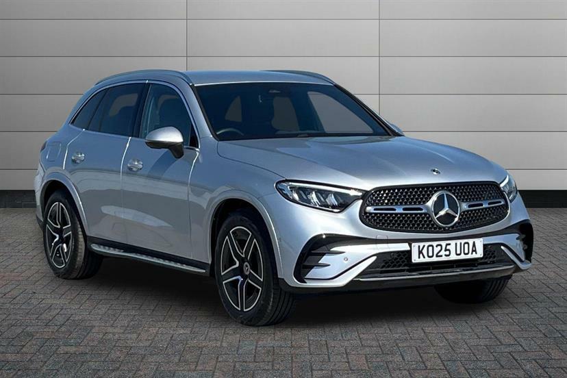 Mercedes-Benz GLC Class 300 4Matic Amg Line 9G-tronic Silver