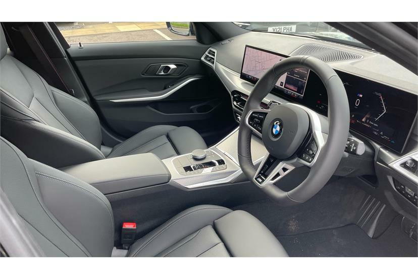 BMW 3 Series 320I M Sport Step KP26TTX Black #6