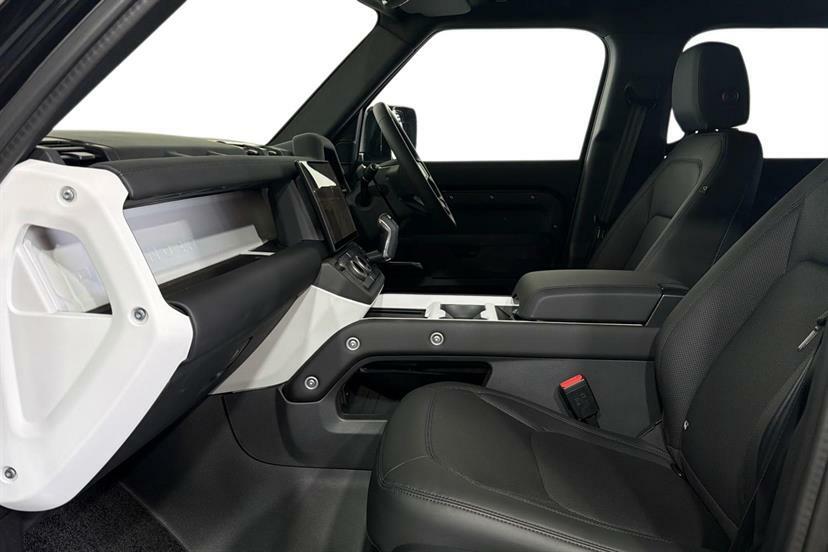 Land Rover Defender 110 3.0 D250 X-dynamic Se 110 FG75XST Black #3