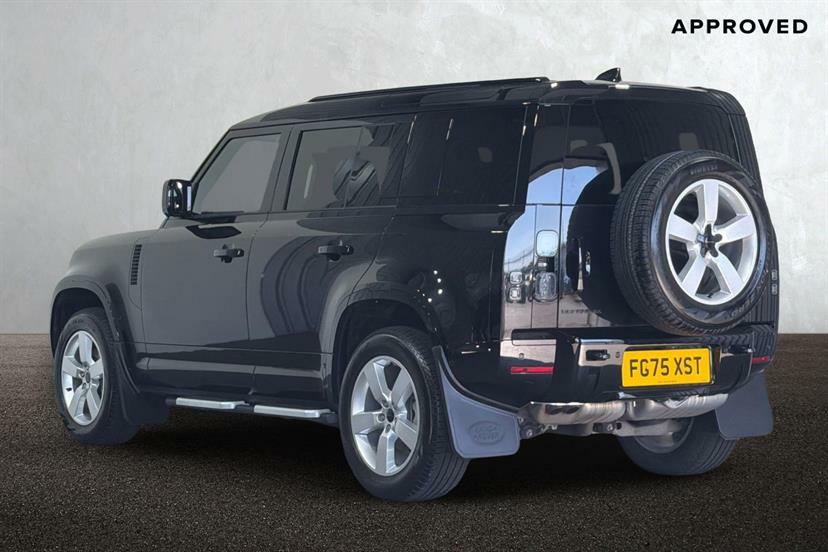 Land Rover Defender 110 3.0 D250 X-dynamic Se 110 FG75XST Black #2