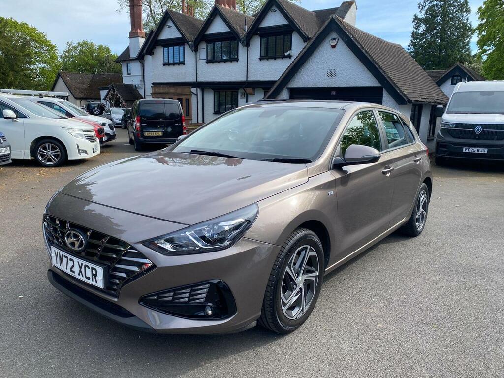 Hyundai I30 Hatchback 1.0 T-gdi Mhev Se Connect Dct Euro 6 S Brown