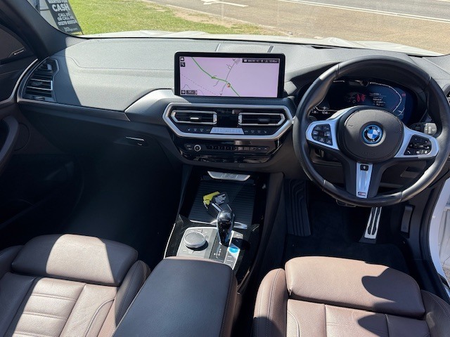 BMW iX3 210Kw M Sport Pro 80Kwh NU22FFR White #4