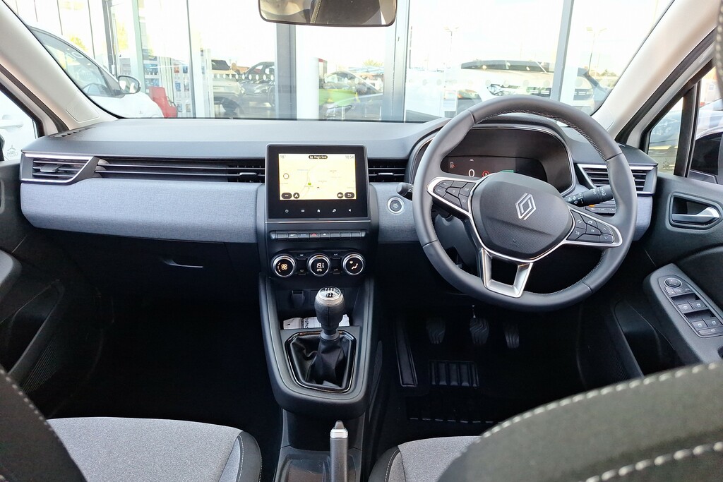 Renault Clio 1.0 Tce 90 Evolution BD74VUU White #3