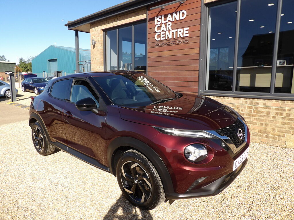 Nissan Juke 1.0 Dig-t 114 N-connecta 5Dr. CV23OAS Red #3