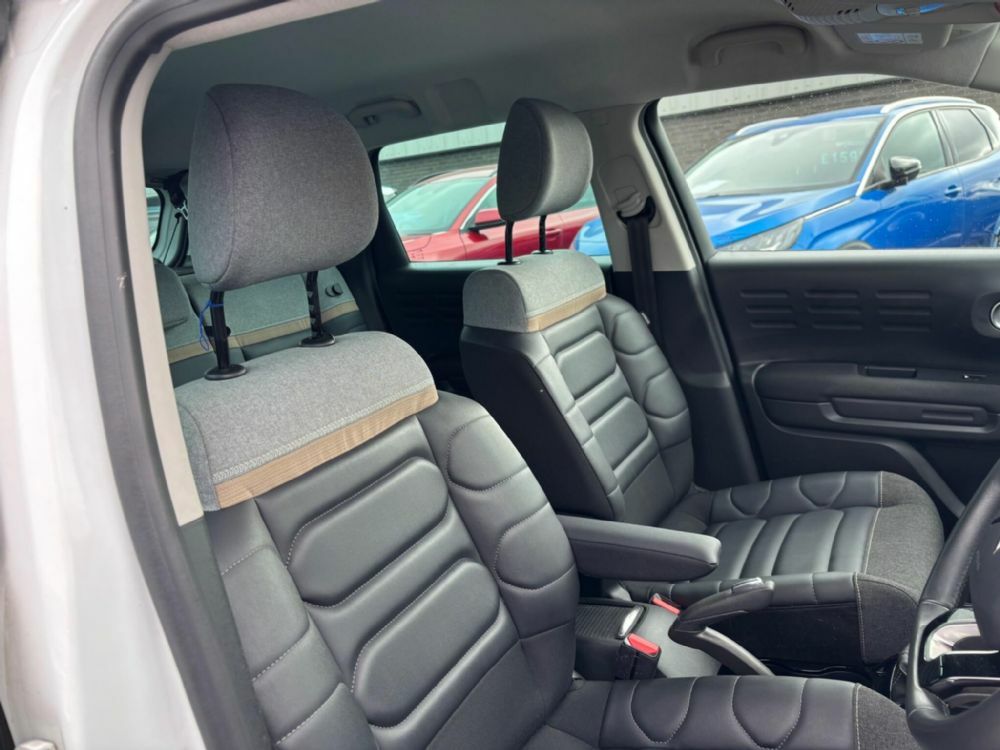 Citroen C3 Aircross 1.2 Puretech Shine Plus Euro 6 S S PG21AJG White #6