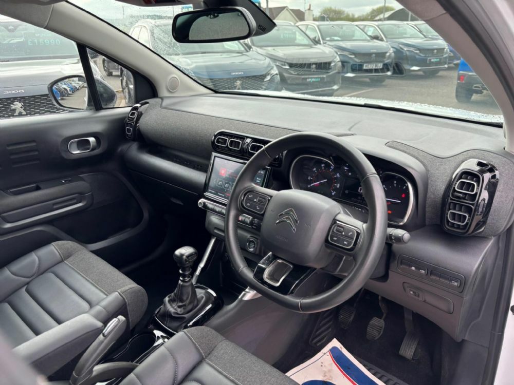 Citroen C3 Aircross 1.2 Puretech Shine Plus Euro 6 S S PG21AJG White #4