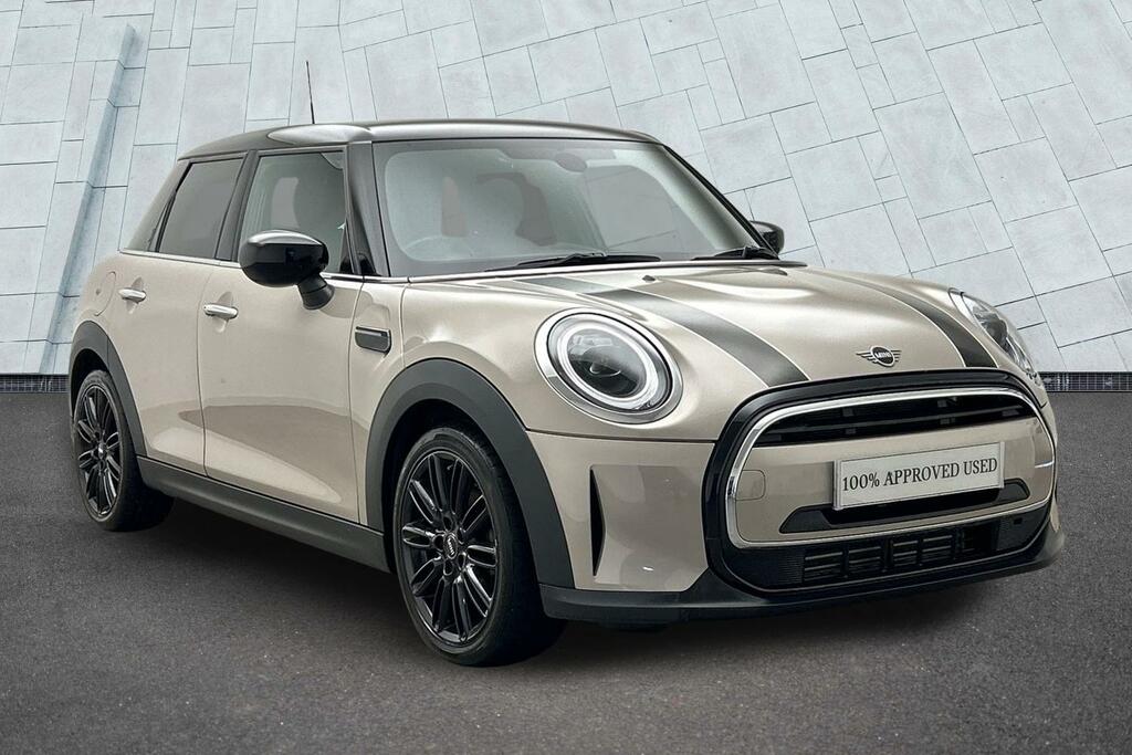 Mini Hatch 5-Door Cooper Exclusive Grey