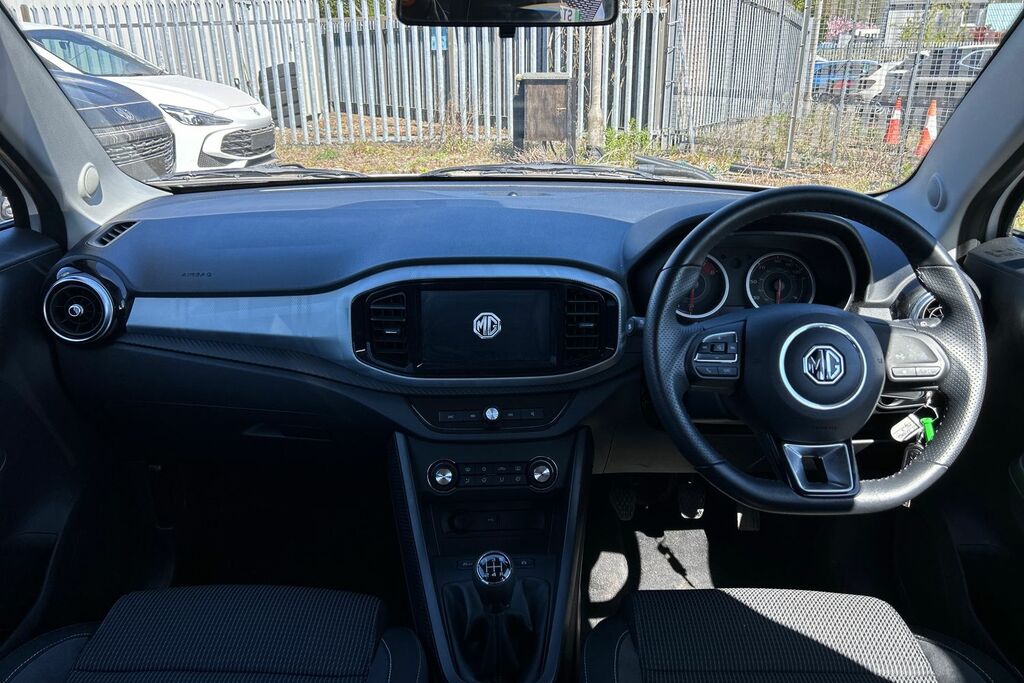 MG MG3 1.5 Vti-tech Excite Euro 6 Ss ST73AXO White #5