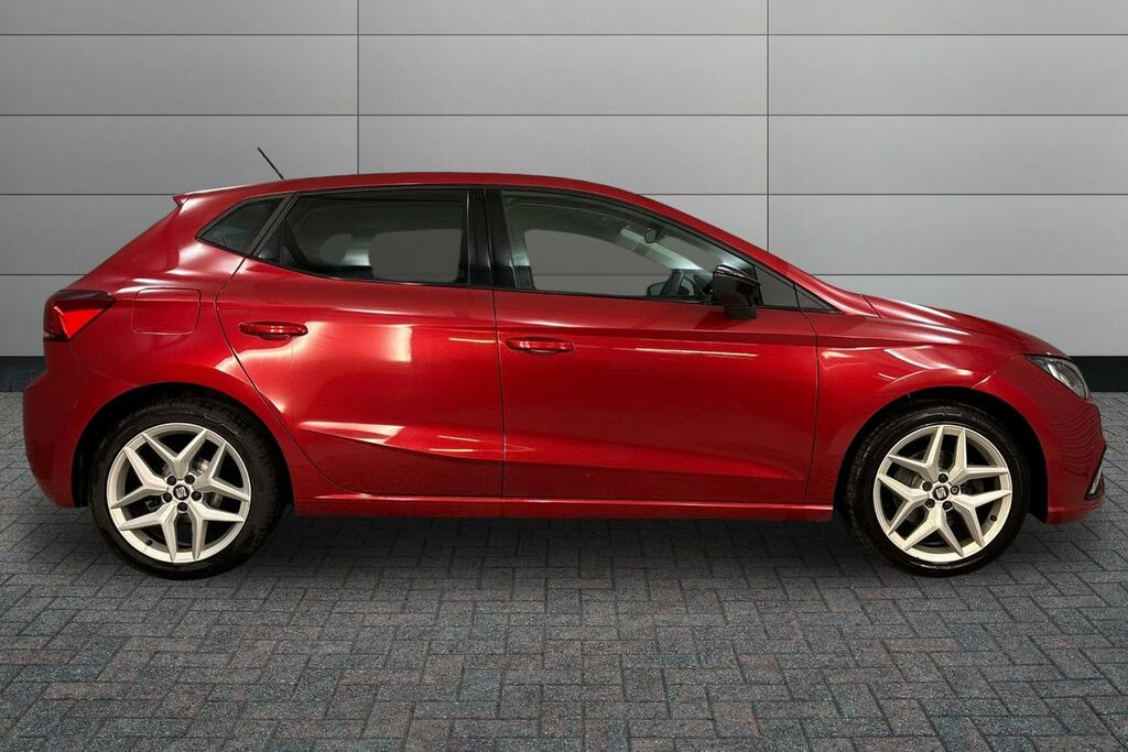 Seat Ibiza 1.0 Tsi 115 Fr Dsg Red #4