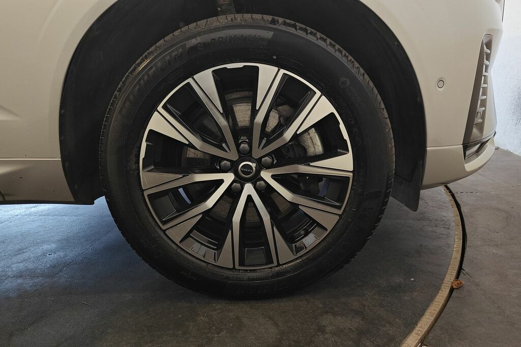 Volvo XC60 2.0 B5p Plus Dark Awd Geartronic RV25FVU Silver #5