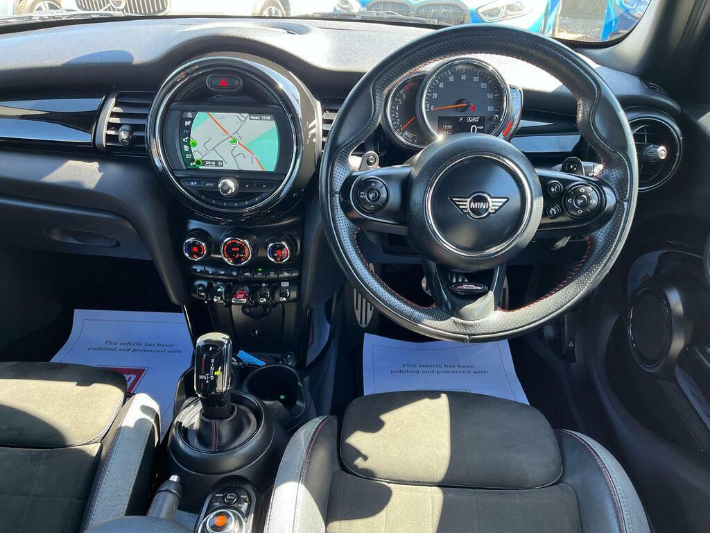 Mini Hatch 2.0 Cooper S Sport Steptronic Euro 6 S S YF20VUB Black #5