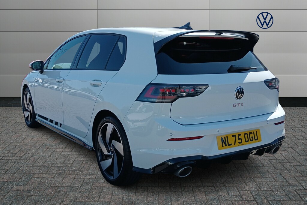 Volkswagen Golf 2.0 Tsi 300 Gti Clubsport Dsg NL75OGU White #3
