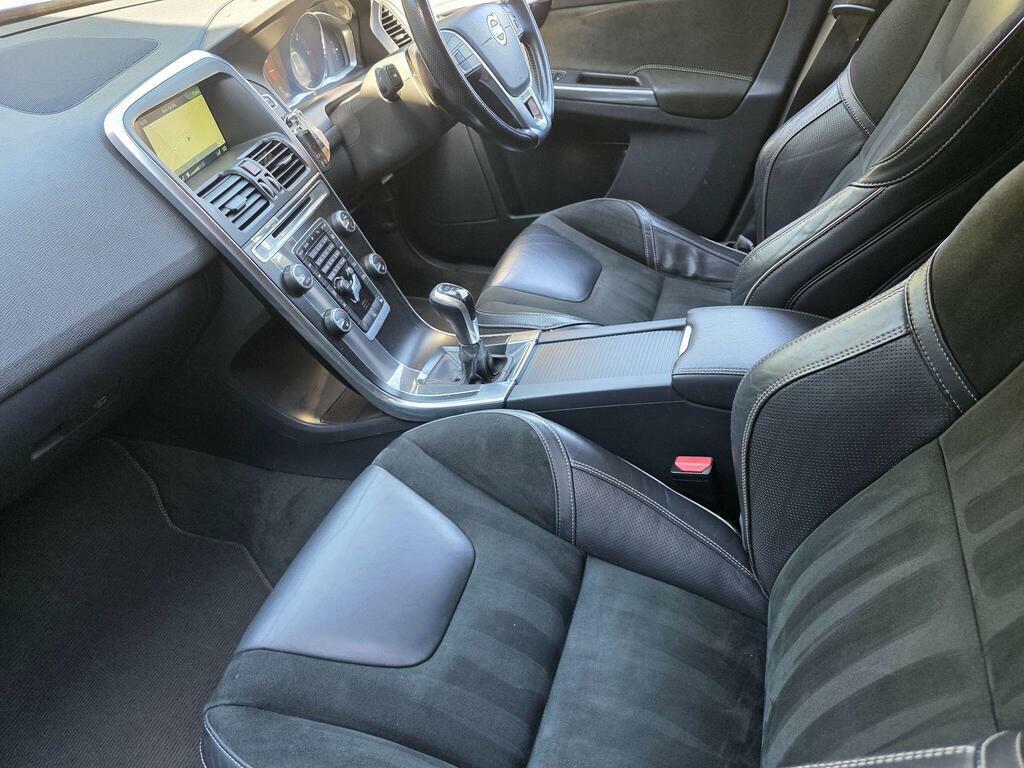 Volvo XC60 2.0 D4 R-design Nav Euro 6 S S HK16BWW Blue #3