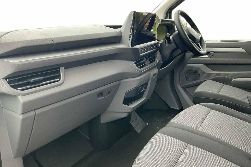 Volkswagen Transporter 2.0 Tdi 150 Commerce Pro Van BG26RWY White #2