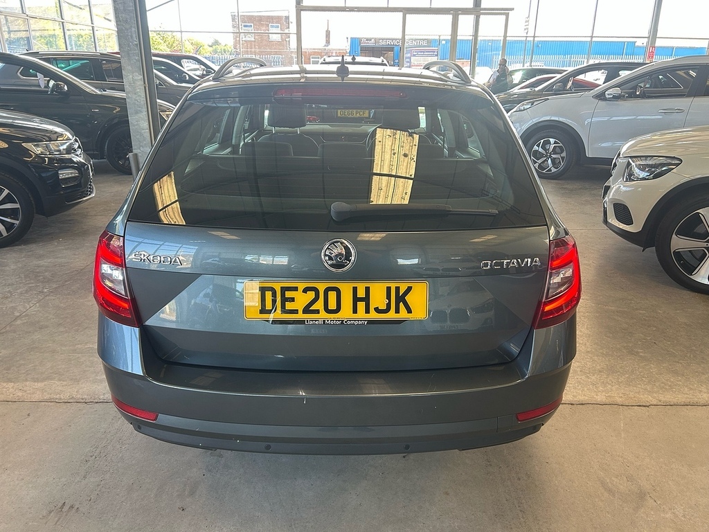 Skoda Octavia 2.0 Tdi Se Technology Estate Eur Grey #6