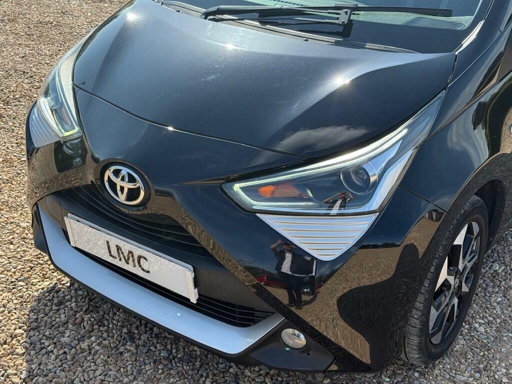Toyota Aygo 1.0 Vvt-i X-plore Euro 6 LT68UDL Black #5