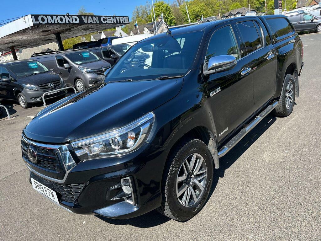 Toyota HILUX 2.4 D-4d Invincible X 4Wd Euro 6 Black