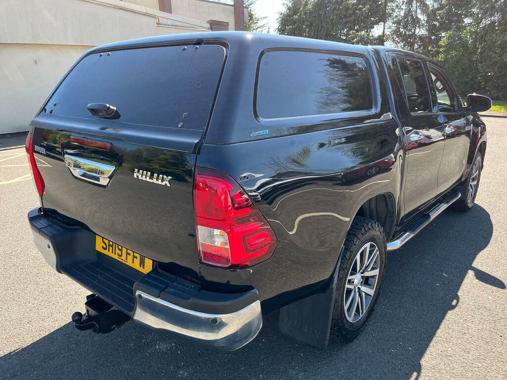 Toyota HILUX 2.4 D-4d Invincible X 4Wd Euro 6 Black #5