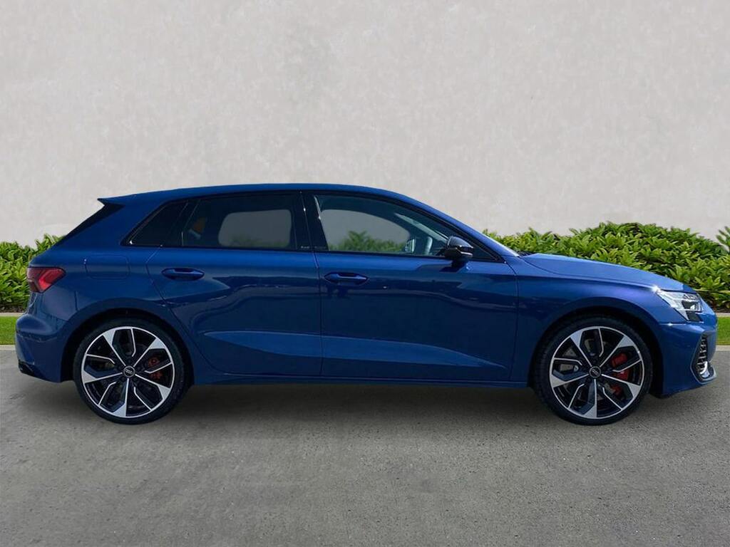 Audi A3 2.0 Tfsi Black Edition Sportback S Tron Blue #3