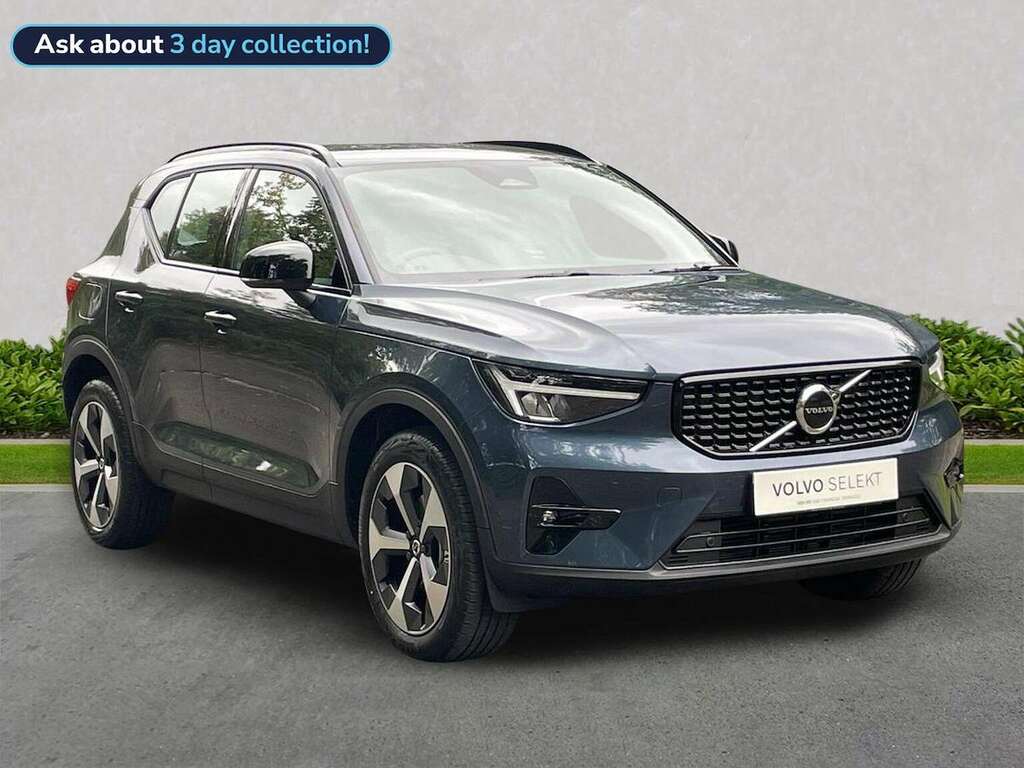 Volvo XC40 2.0 B3p Plus Dark Blue
