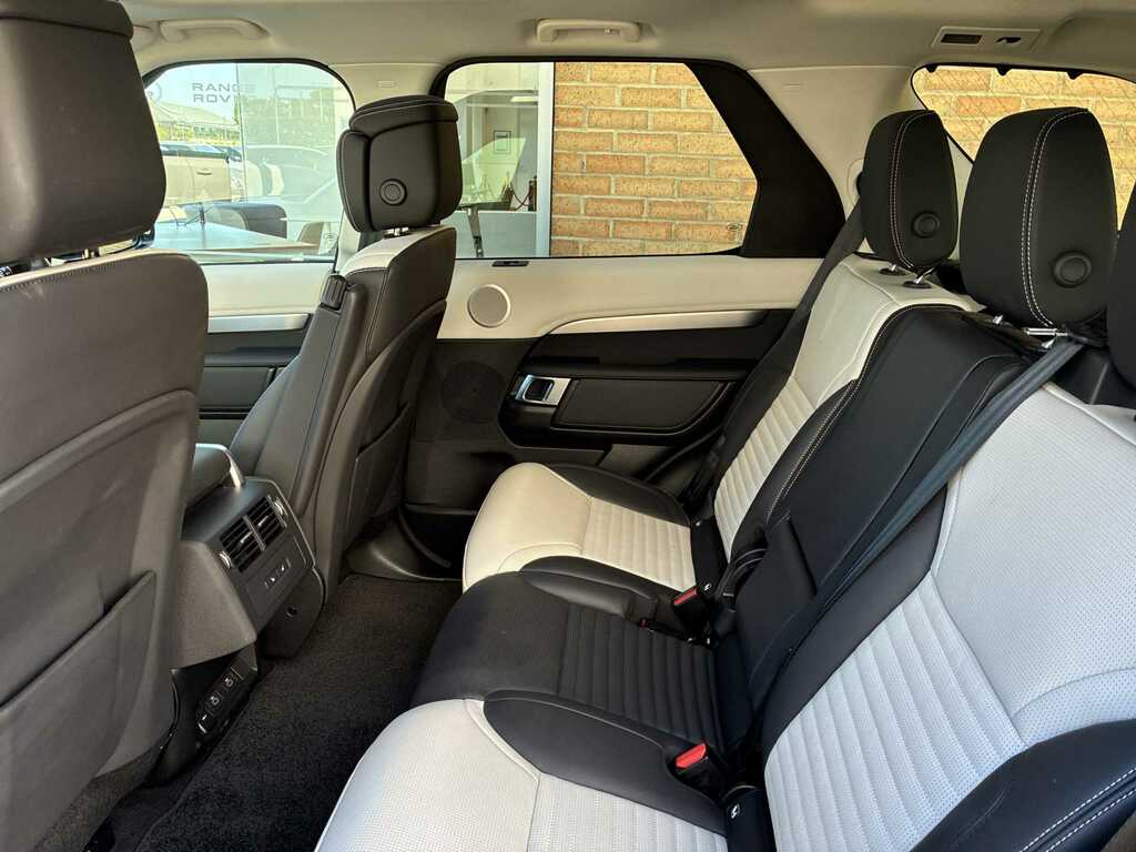 Land Rover Discovery 3.0 D350 Dynamic Hse KT74EOU Silver #4