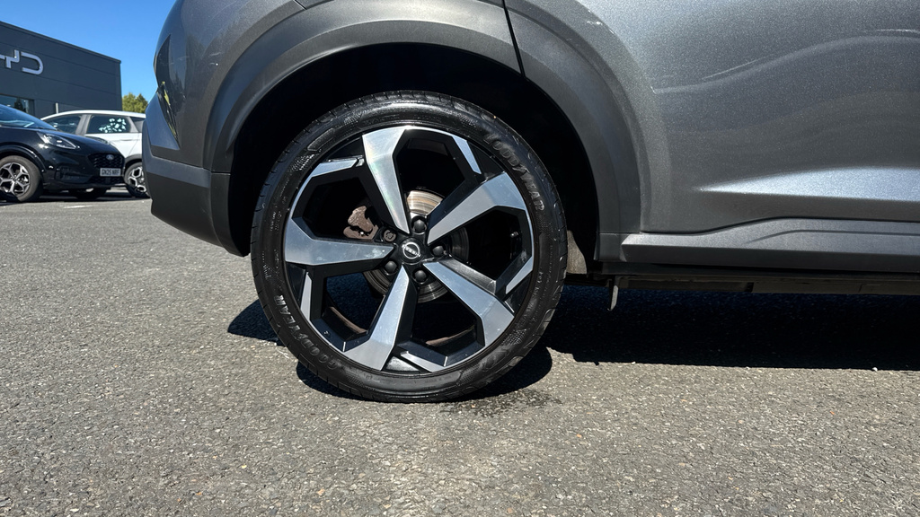 Nissan Juke Juke 1.0 Dig-t 114 Tekna Dct LN72OBC Grey #4