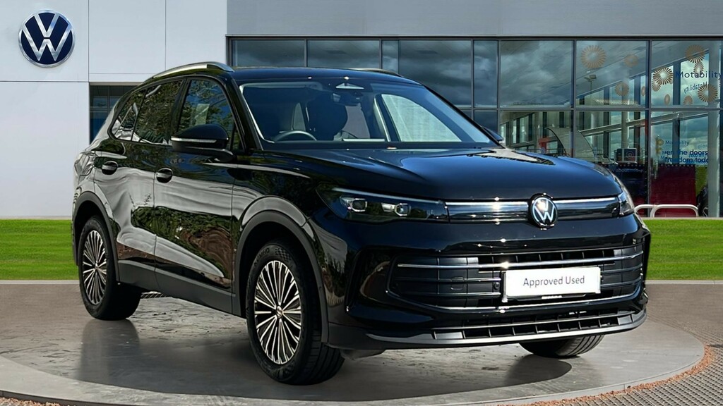 Volkswagen Tiguan Tiguan 1.5 Etsi 150 Match Dsg Black