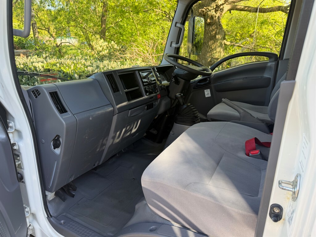 Isuzu  3.0L 3.0Td N35.120 Trw Tipper Euro 5 White #12