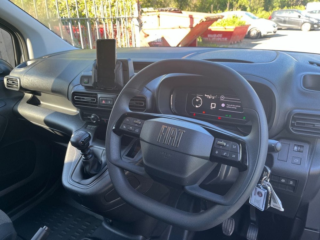 Fiat Doblo 1.5 Multijet3 1000Kg Panel Van 6Dr L CX26EPC White #5