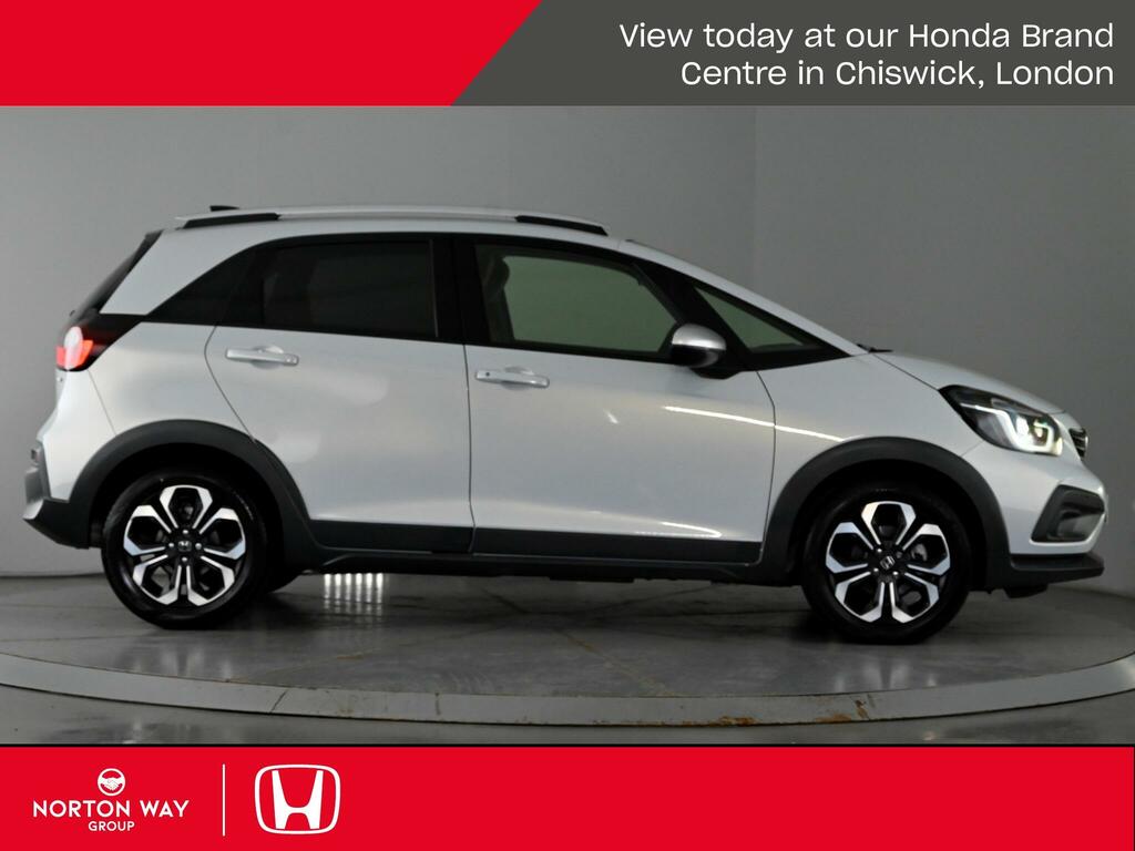 Honda Jazz 1.5 H I-mmd Crosstar Ex Hatchback Hybri LD22YKP White #4