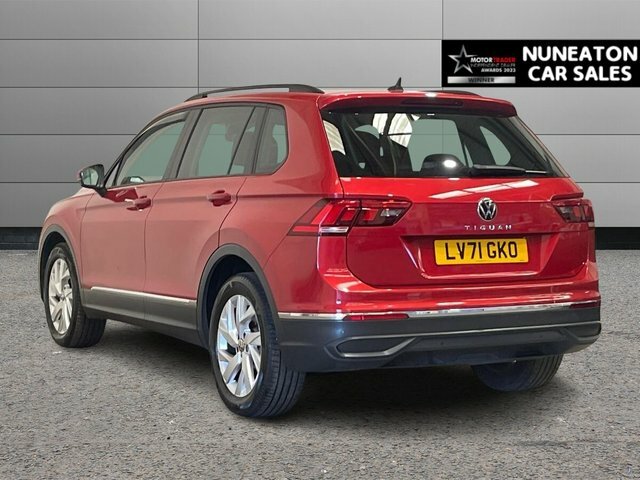 Volkswagen Tiguan 1.5 Tsi Life Suv Euro 6 Ss 1 LV71GKO Red #5
