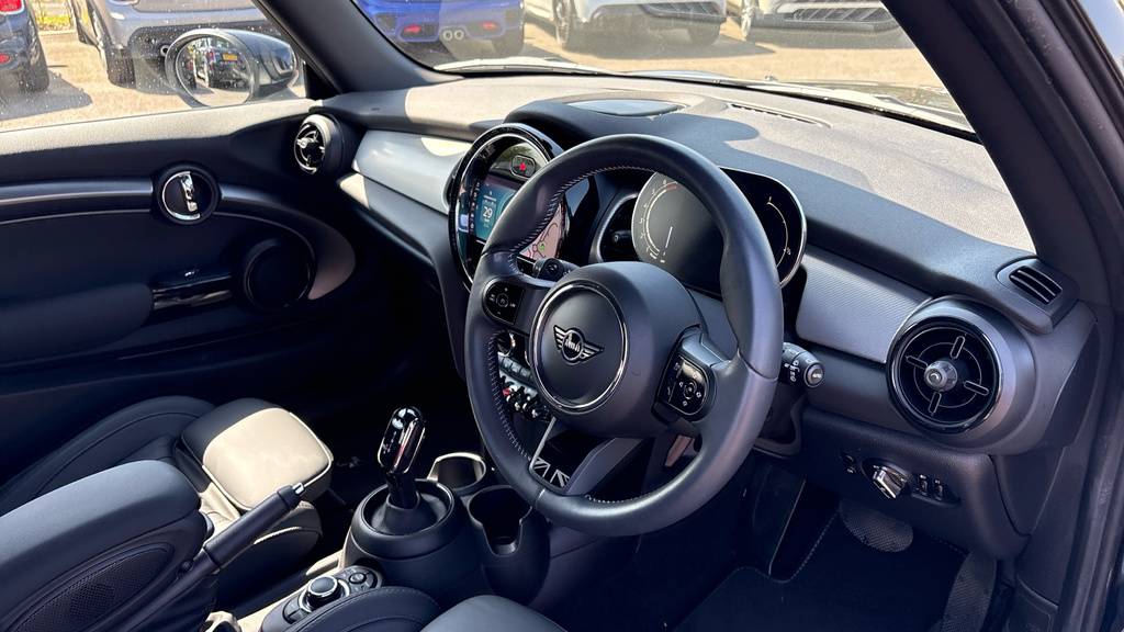 Mini Hatch Hatchback WG21VNZ Blue #6