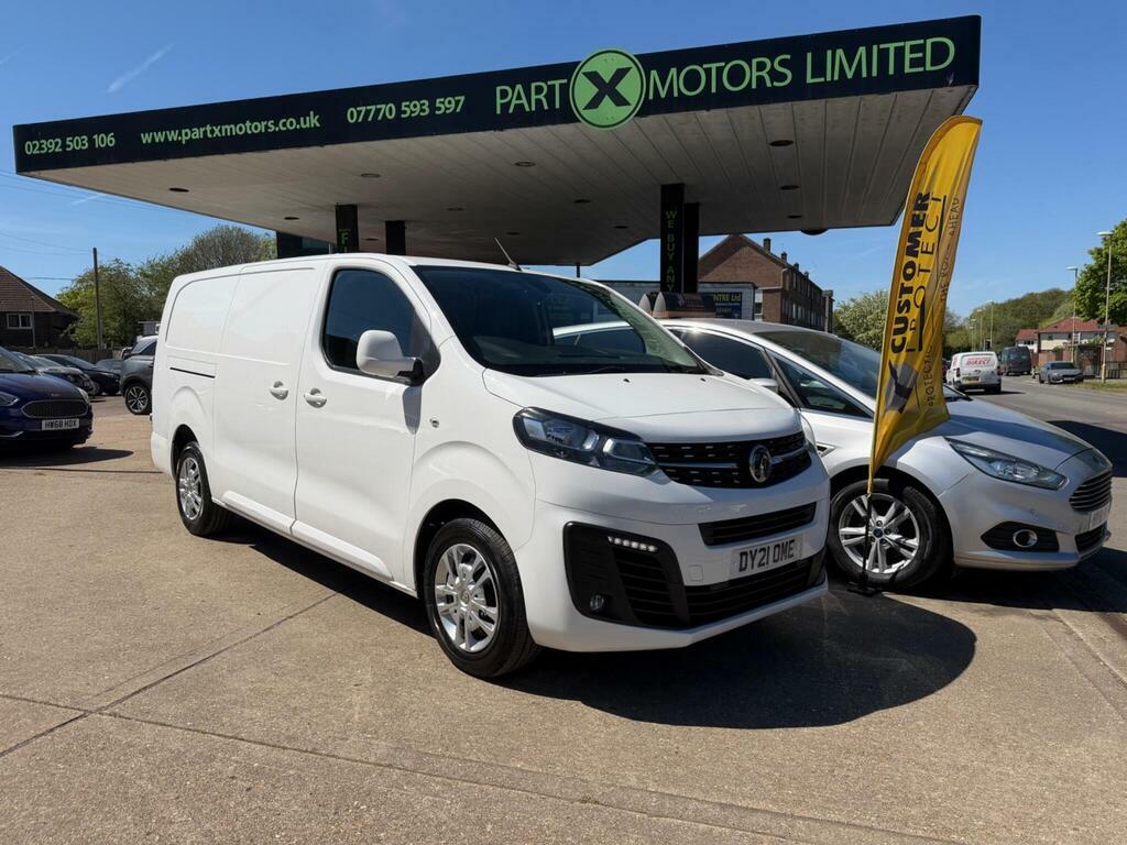 Vauxhall Vivaro 1.5 Turbo D 2900 Sportive L2 H1 Euro 6 S S White