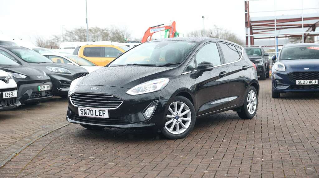 Ford Fiesta 1.0 Ecoboost Hybrid Mhev 125 Titanium Black