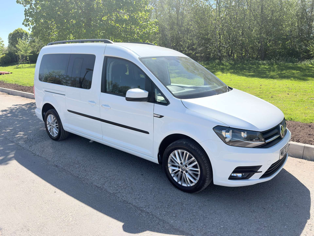 Volkswagen Caddy Maxi Life Dsg C20 Wheelchair Accessible Vehicle Wa NK70AHP #2