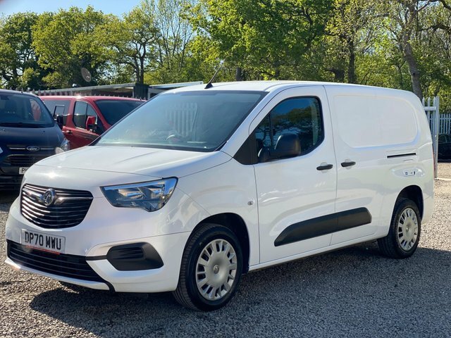 Vauxhall Combo 1.5 Turbo D 2300 Sportive L2 H1 Euro 6 S S DP70MWU White #2
