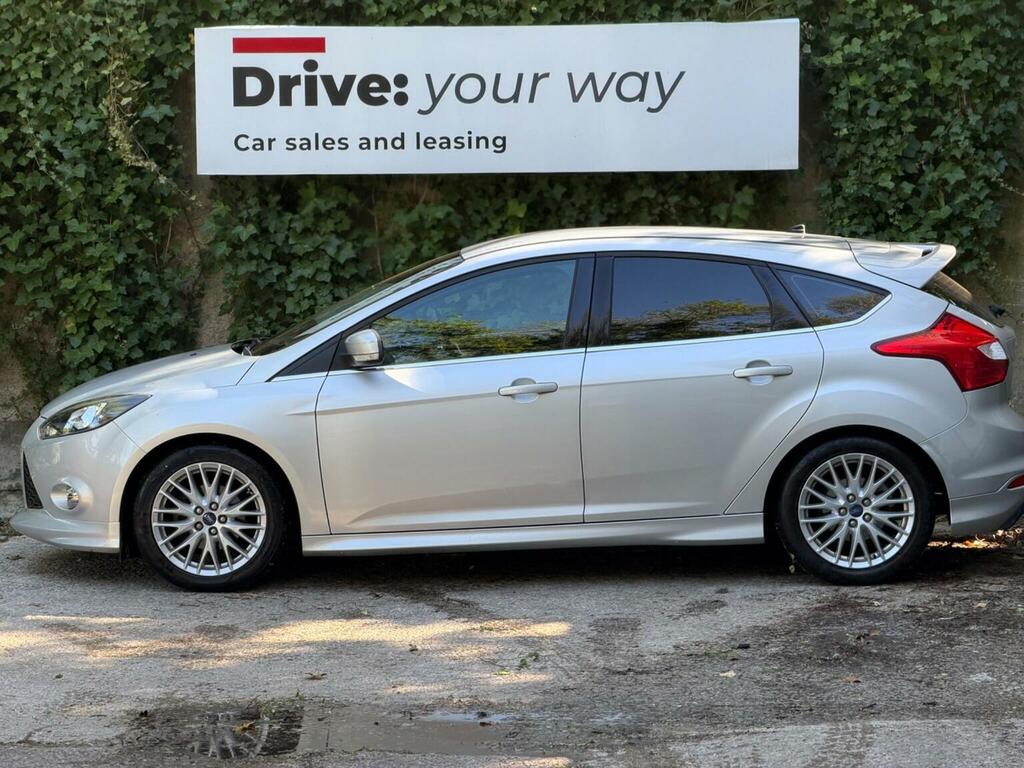 Ford Focus Hatchback 1.0T Ecoboost Zetec S Euro 5 Ss MJ63HFB Silver #4