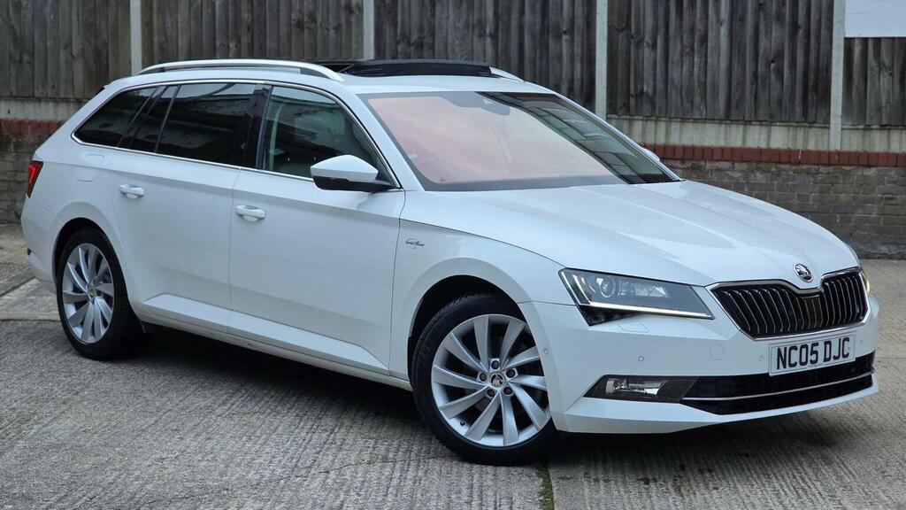 Skoda Superb Estate 2.0 Tsi Laurin Klement Dsg Euro 6 Ss 5 White
