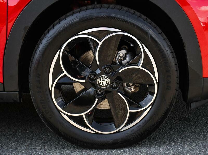 Alfa Romeo Junior 54Kwh Elettrica Speciale EK25XJZ Red #4