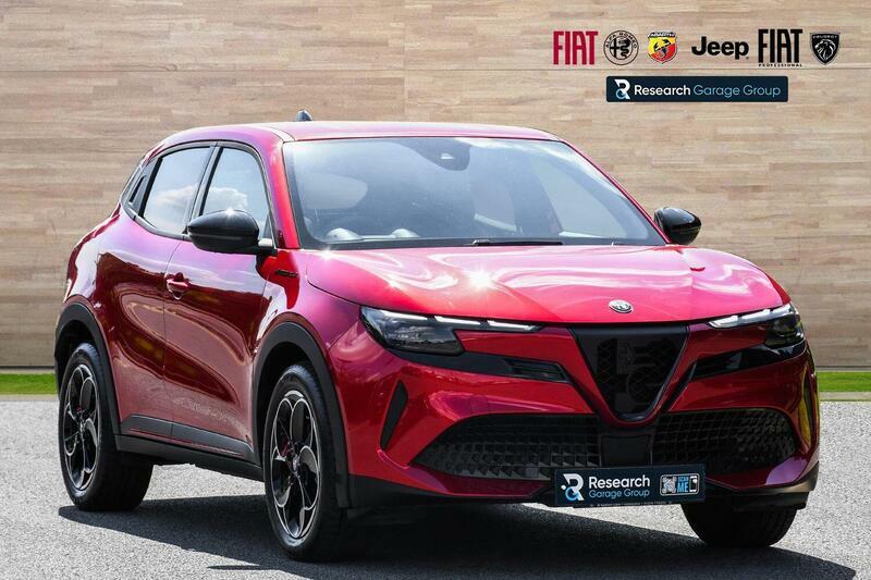 Alfa Romeo Junior 54Kwh Elettrica Speciale Red