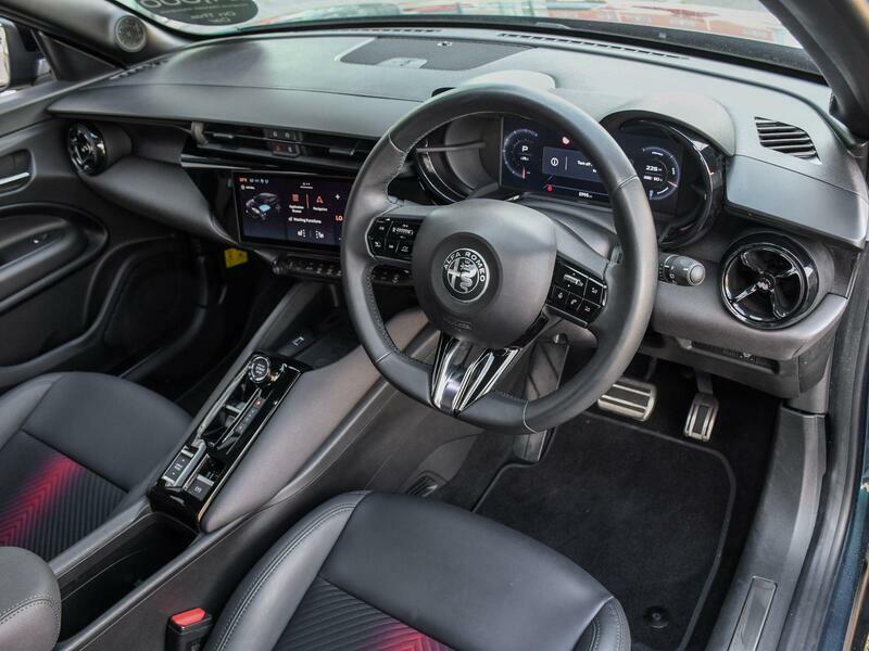 Alfa Romeo Junior 54Kwh Elettrica Speciale Blue #3