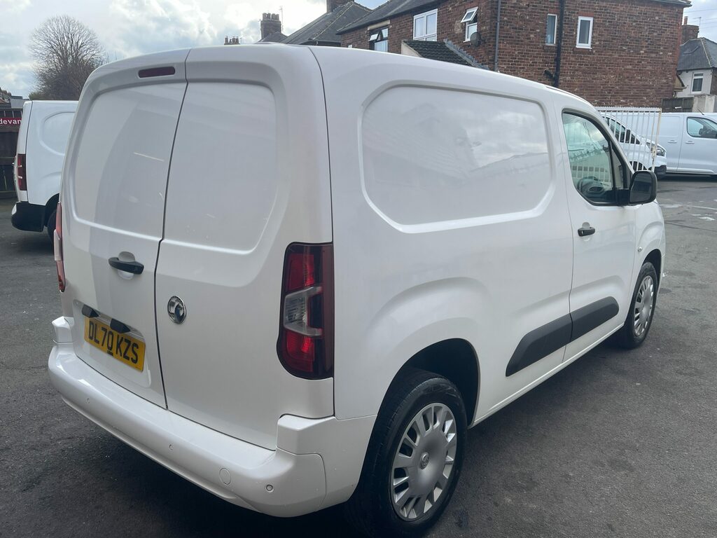 Vauxhall Combo 1.5 Combo 2300 Sportive Ss 100.6 Bhp DL70KZS White #5