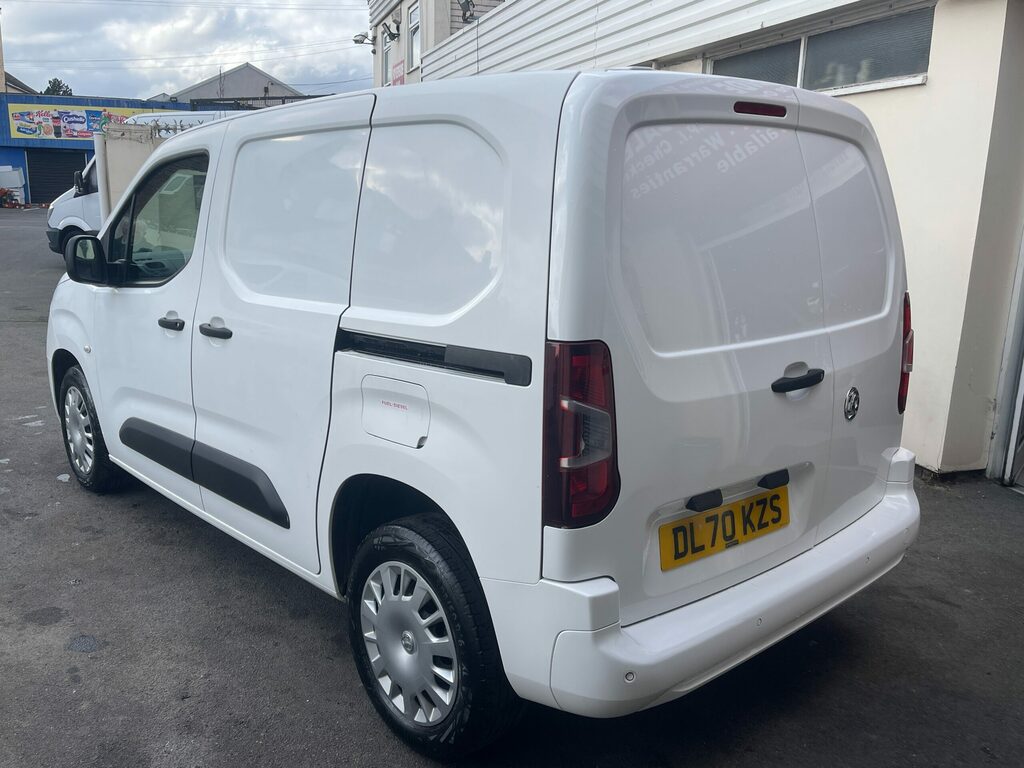 Vauxhall Combo 1.5 Combo 2300 Sportive Ss 100.6 Bhp DL70KZS White #3