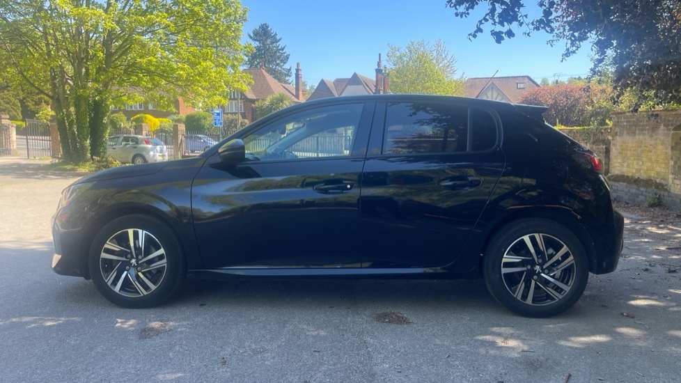 Peugeot 208 1.2 Puretech Allure Premium Hatchback M FL22DTY  #6