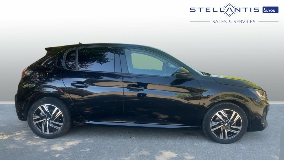 Peugeot 208 1.2 Puretech Allure Premium Hatchback M FL22DTY  #2