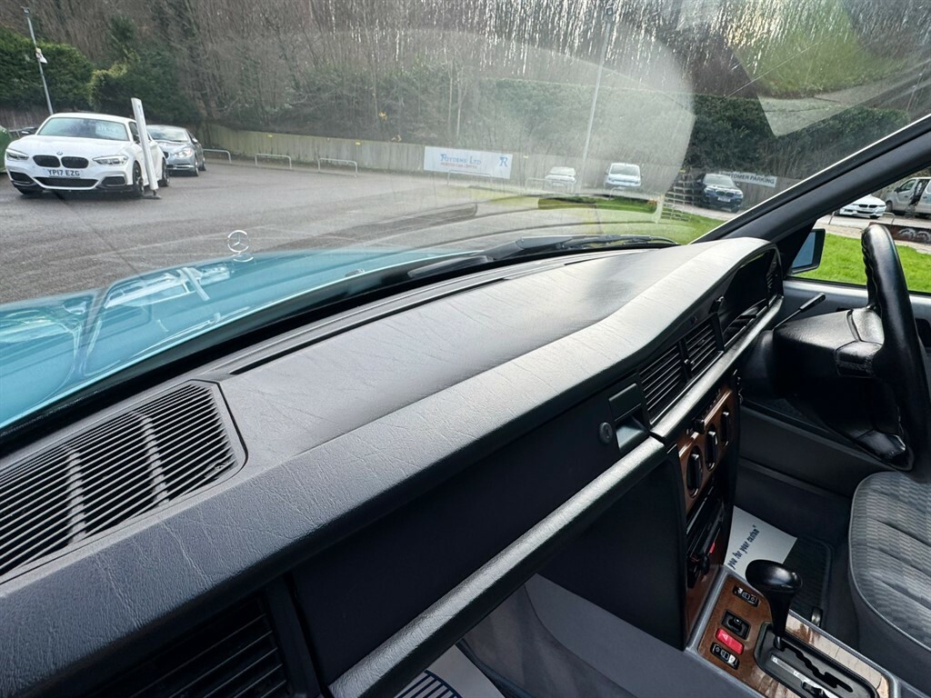 Mercedes-Benz 190 1.8 Le Limited Edition  #22